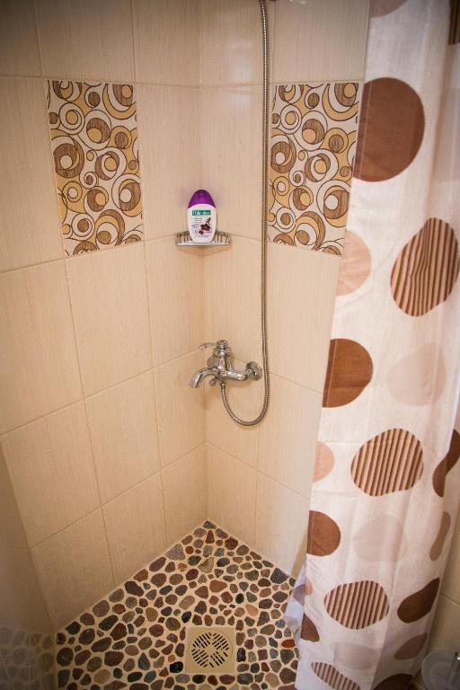 Lilbi  Tonise Holiday Houses חדר תמונה