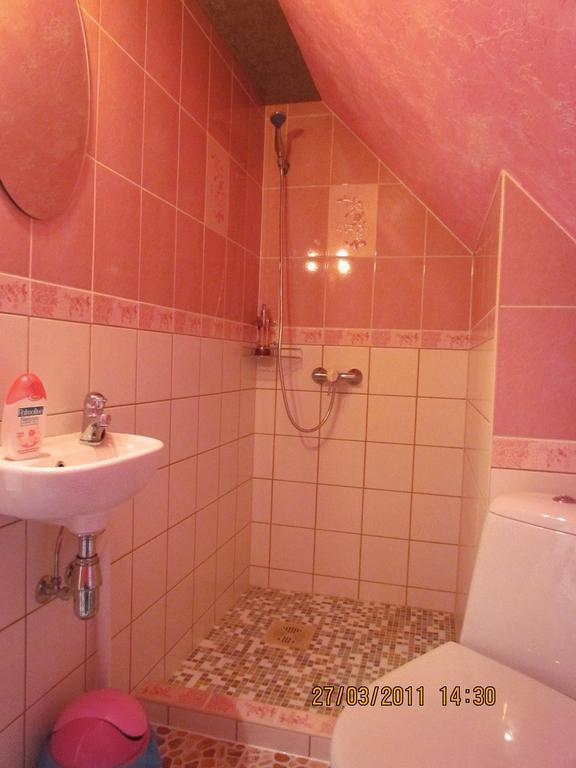 Lilbi  Tonise Holiday Houses חדר תמונה